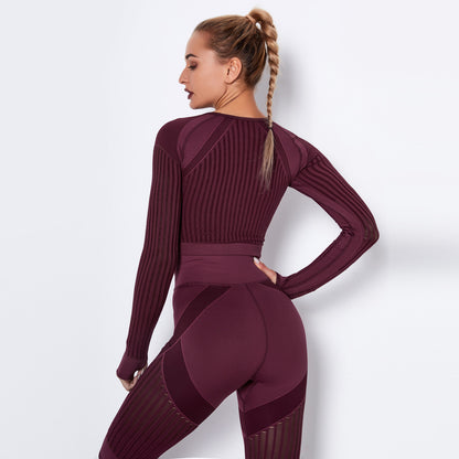 Seamless knitted yoga wear